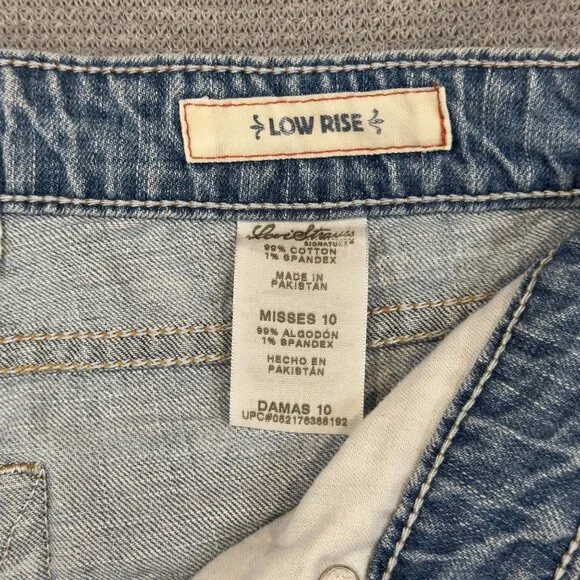 Levi Strauss Signature Denim Bermuda Shorts Womens 10 Low Rise Blue Stretch - Picture 8 of 14